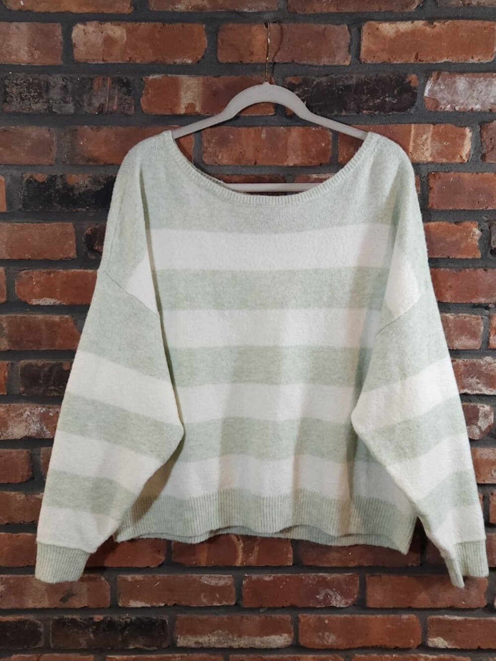 American Eagle Seriously Soft Striped Off-shoulder Sweater Cozy Women's L NWT - Picture 3 of 8